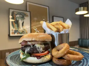 Holiday Inn London Gatwick - Worth by IHG - Restaurant