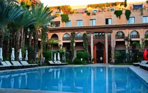 Les Jardins De La Koutoubia - Piscina