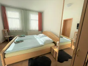 Hotel Zur Henne - Quarto