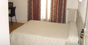 Hôtel de Paris - Quarto