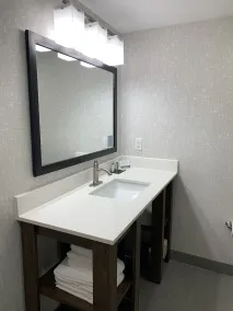 Sleep Inn & Suites California MD - Salle de bain