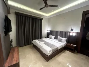 Hotel Majestic Grand By MNG Rooms - Værelse