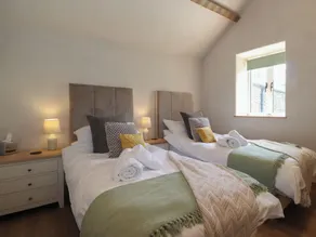 Meadow Syke House - Room