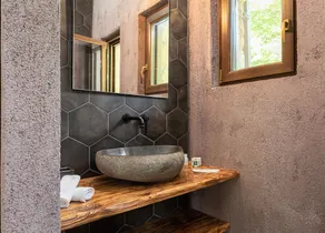 Hidden Stone Chalet - Badezimmer
