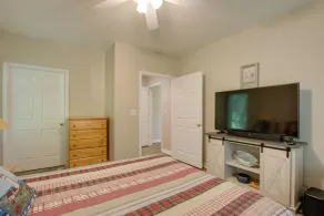 Lake Hartwell Vacation Rental w/ Dock & Hot Tub! - Interiör
