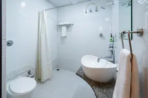 Olive Zip Rest House Road by Embassy Group - Salle de bain