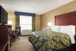 Travelodge by Wyndham Oshawa Whitby - Chambre