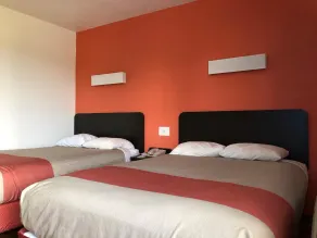 Motel 6-Clute, TX - Chambre
