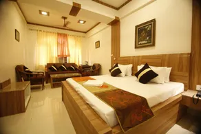 Hotel Sheetal Regency,Near Janambhumi - Room