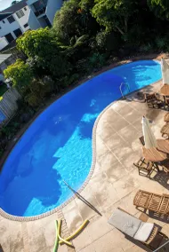 The Reef Beachfront Apartments - Pool