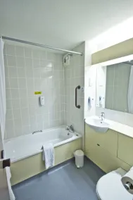 Days Inn Hotel Sedgemoor - Salle de bain