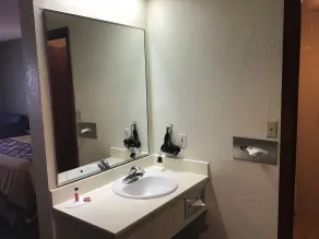 Super 8 by Wyndham Wendover - Salle de bain
