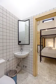 Back2ME - Bathroom