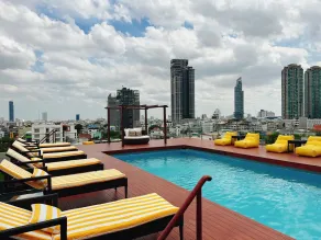 Miloft Sathorn Hotel - Piscine