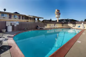Islander Motel Santa Cruz CA - Pool