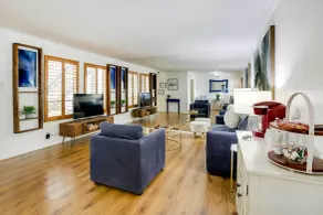 Stylish Condo w/ Pool in Knox Henderson! - Innenbereich