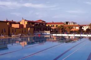 Continental Resort - Pool