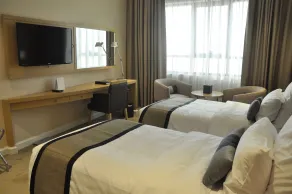 Lavender Hotel Al Nahda Dubai - Habitación