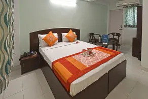 Hotel Gangotri - Room