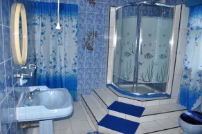 Le Chateau Bleu - Bathroom