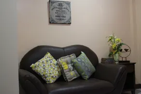 Mactan-Cebu Airport Budget Hotel - Lobby sitting area