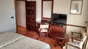 Parador de Sos del Rey Católico - Værelse