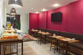 CLH Suites Domingos Ferreira - Restaurant