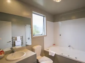 The Claremont Motel - Baño