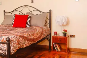 Sherry Homes Qwetu Studio - Room