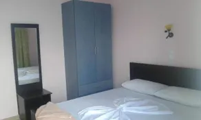 Kalemi's Beachside Hotel - Chambre