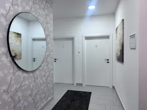 Velora apartments - Lobby sitting area