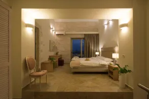 Libyan Mare - Habitación