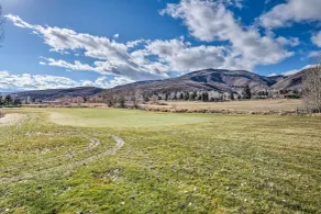 Large, Cozy Midway Studio w/ Mountain Views! - Interior