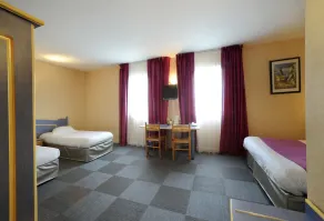 The Originals City, Hôtel des Arènes, Saintes - Room
