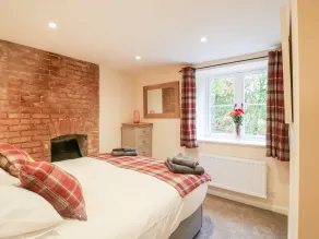 Tilly's Cottage - Room
