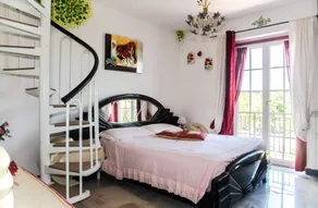 Alexander's Home - Værelse