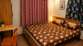 Royal Apartments Calicut Near Iqraa Hospital, Medical College, JDT , Law college - Room