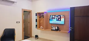 BlueNeck Ayodhya-Near ShriRam Mandir - Chambre