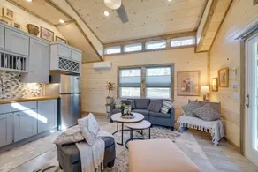 'sweet Spot' Cabin in Broken Bow w/ Fire Pit! - Innenbereich