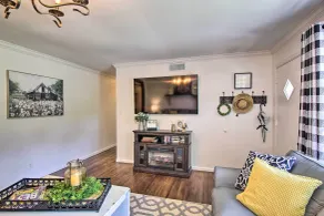 Charming Country Cottage: 5 Mi to Downtown Tulsa! - Interiør