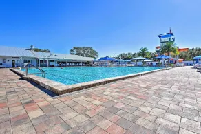 Snowbird Escape w/ Pools! 6 Mi to Dtwn Sarasota - Innenbereich