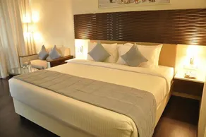 Ambar Sarovar Portico - Room