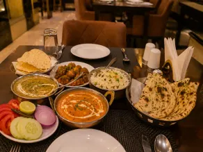 Hotel Luxury Palace Vrindavan - Restaurant