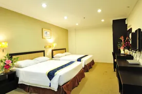 Hallmark Leisure Hotel - Room