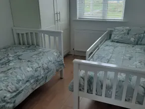 63 Moinin - Room