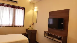 Hotel Rhythm Grand Suite - Room