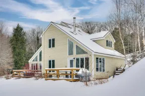 Sled, Ski & Hike! Mtn-view Condo in Thornton - Interiør