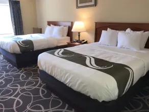Quality Hotel & Suites At The Falls - Chambre