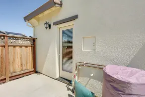 River Island Apt: Private Yard & Patio! - Intérieur
