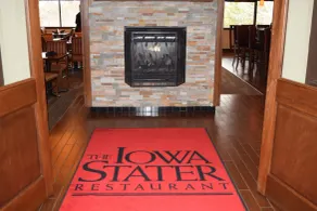 Gateway Hotel and Conference Center - Restaurant